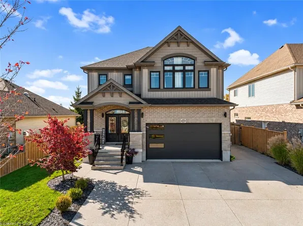 27 Irongate Dr, Brant, ON N3L 4G3
