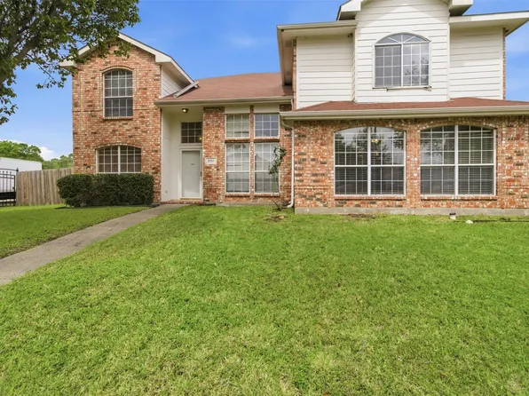 531 Pecan Leaf Dr, Lancaster, TX 75146