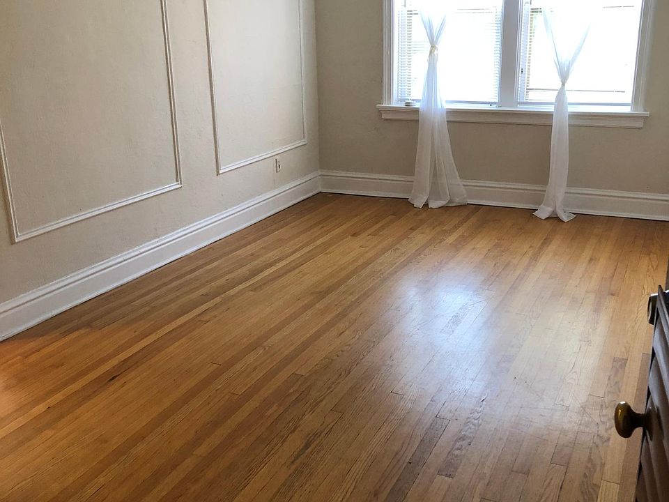1st image of 1022 Art Hill Pl APT 2S