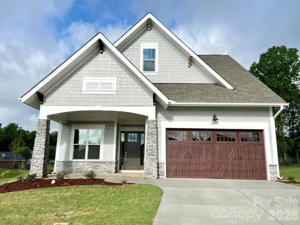 2972 Alveston Dr NW, Concord, NC 28027