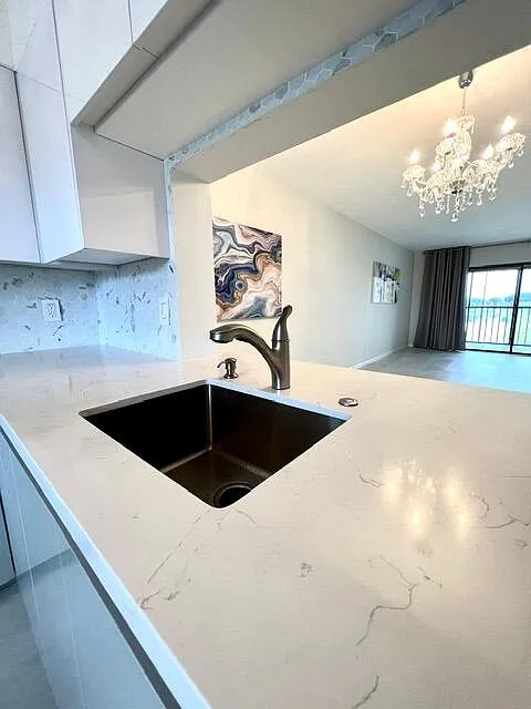 Section 2 Condo 10 — Photo 4