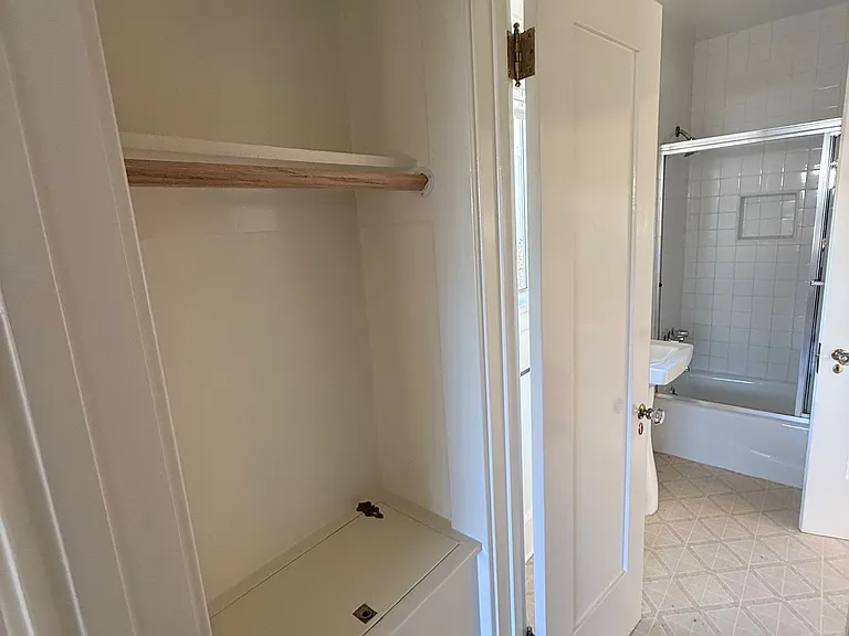 401 E Foothill Blvd #105 — Photo 10