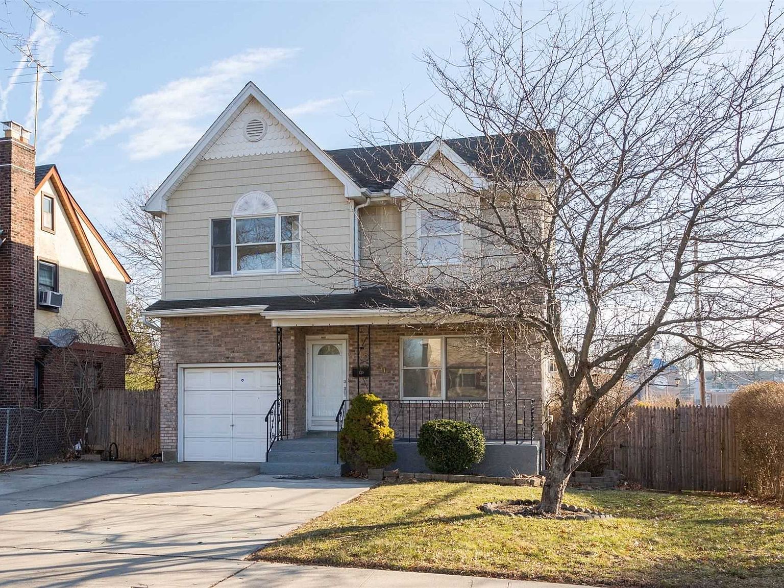 218 Fulton St, Westbury, NY 11590 Zillow