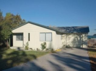 1110 NW Canyon Dr, Redmond, OR 97756