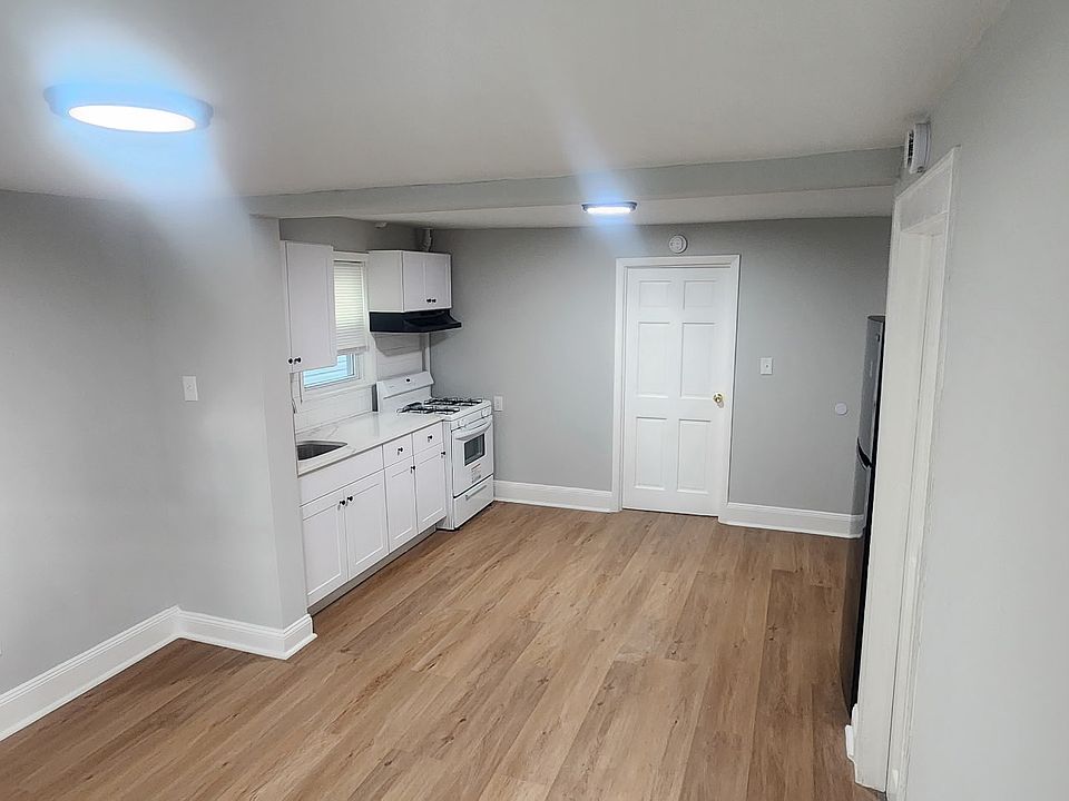 2nd image of 19 Norfolk St Floor 2