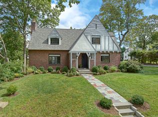 9 Fairway Ave, Rye, NY 10580