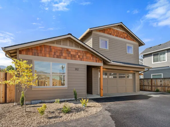 312 Lithia Ave, Talent, OR 97540