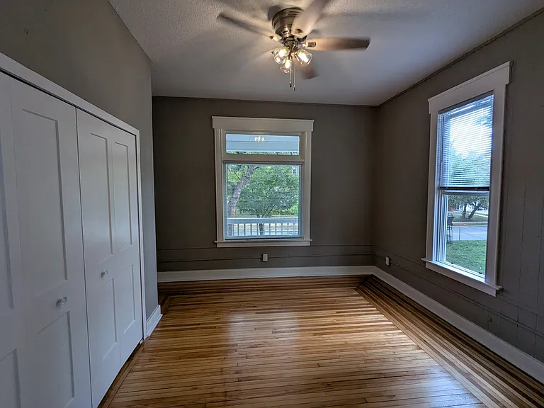 2939 Lyndale Ave N #1 — Photo 5