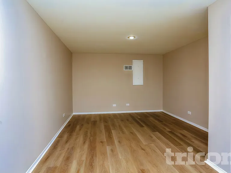 5004 Lake Dawnwood Dr — Photo 8