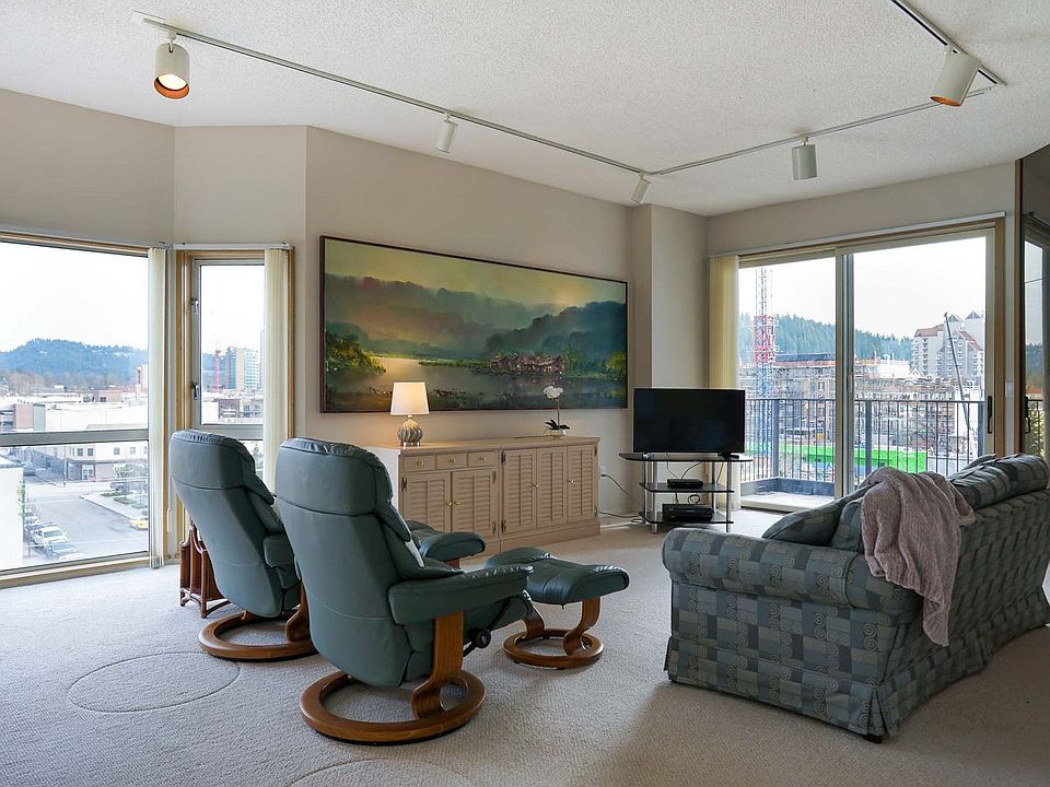 1st image of 301 N 1st St APT 701