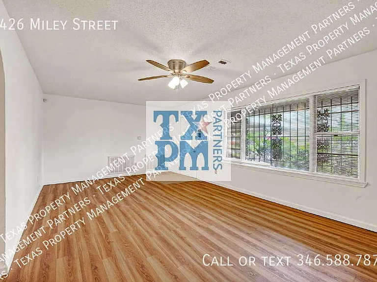 7426 Miley St — Photo 4