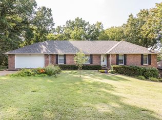 706 Briarwood Ct, Jefferson City, MO 65109