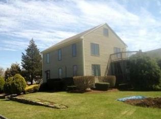 1 Sunset Beach Rd, Fairhaven, MA 02719