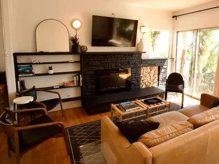 2306 Chalcedony St — Photo 12