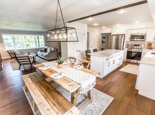 4575 Lincrest Dr, Brookfield, WI 53045