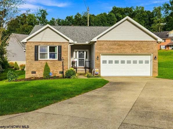 426 Shearwood Forest Dr, Bridgeport, WV 26330