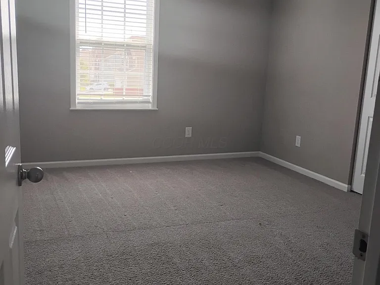 1453 Hoovler Way — Photo 13