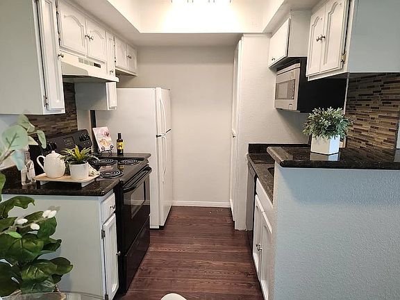 3rd image of 4192 33rd St #18