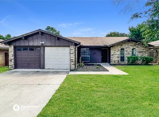 1908 Bolden Rd, Irving, TX 75060