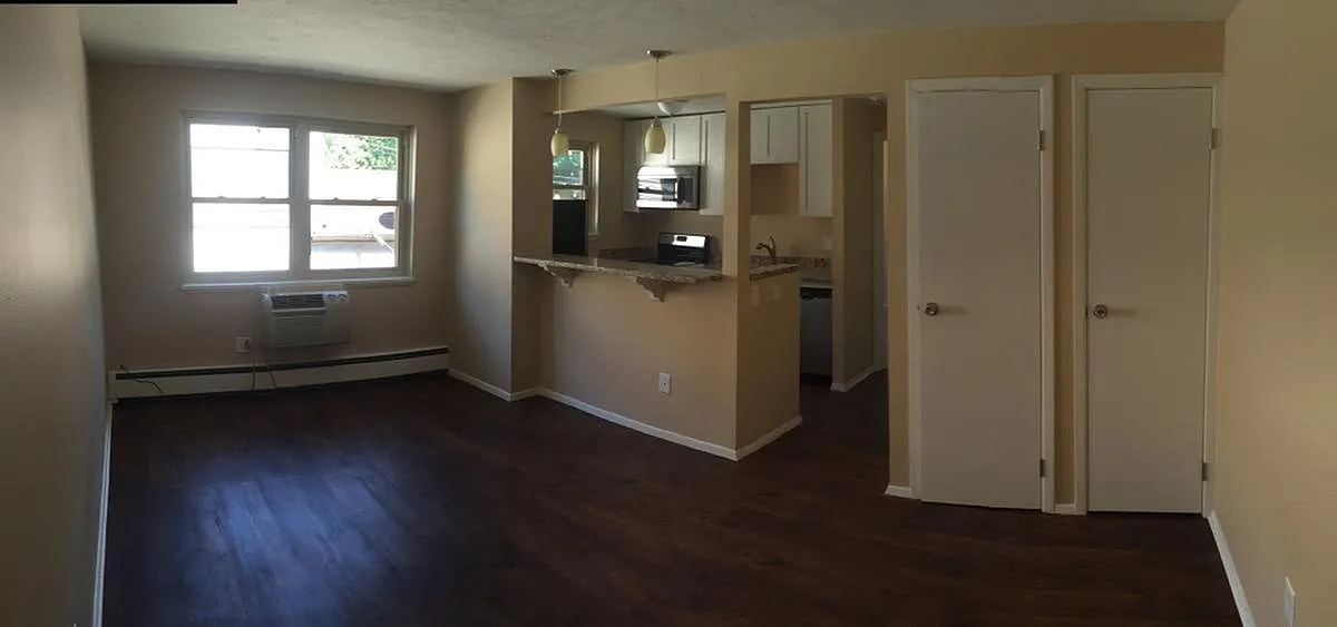 3501 Clinton Ave — Photo 2