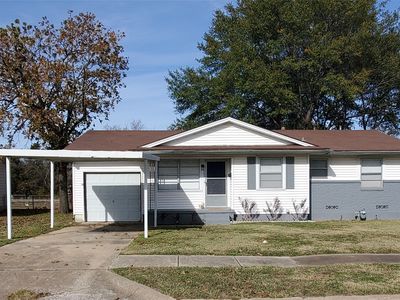 109 E Cunningham St, Bonham, TX, 75418