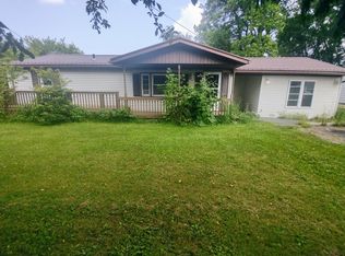 1132 Pat Ln, Mansfield, OH 44906