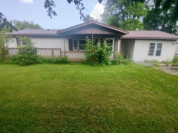 1132 Pat Ln, Mansfield, OH 44906