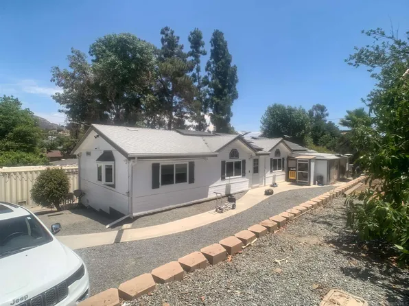 1863 Candle Ln, El Cajon, CA 92019