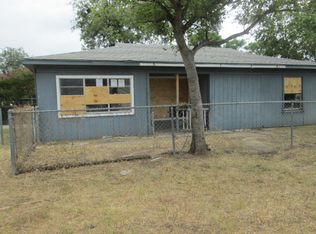 1921 NE 30th St, Fort Worth, TX 76106