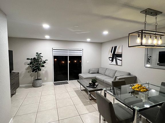 5th image of 843 Summit Lake Dr