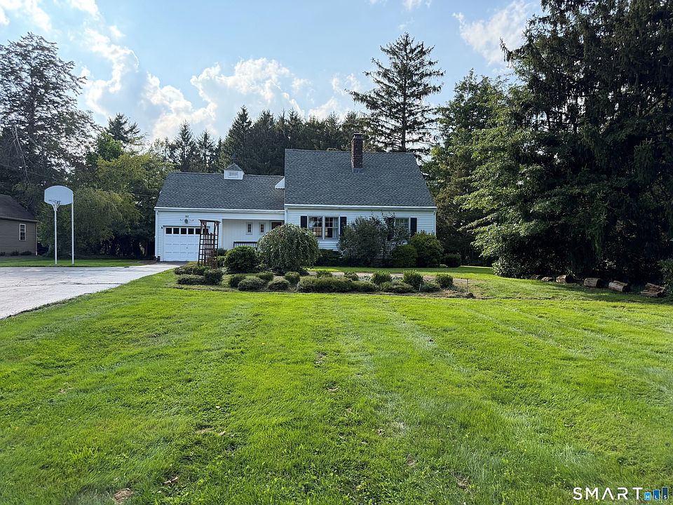 1st image of 989 N Farms Rd