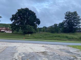 104 Oakland Ave, Helena, AR 72342