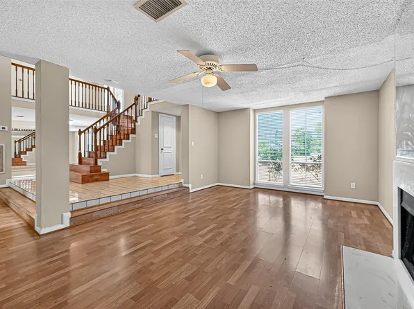 1535 Beaconshire Rd, Houston, TX 77077