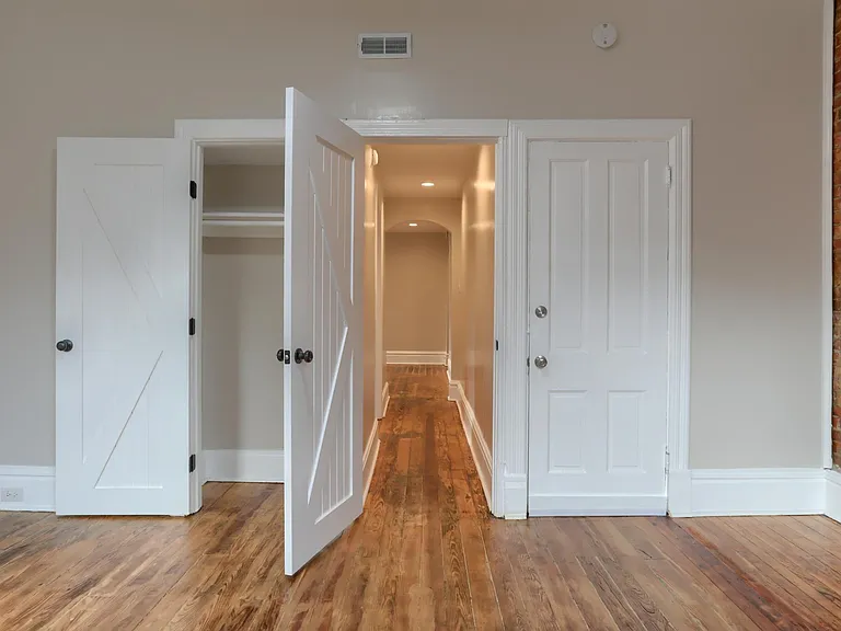 1526 Green St #2 — Photo 19