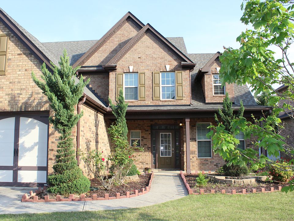 1st image of 270 Kubol Dr