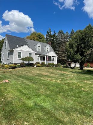 38830 Barth St, Romulus, MI 48174