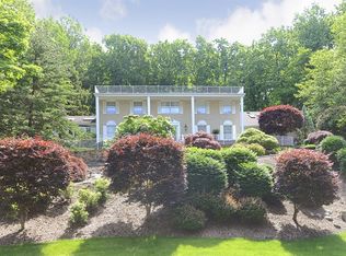 25 Jacob Rd, Township Of Washington, NJ 07676