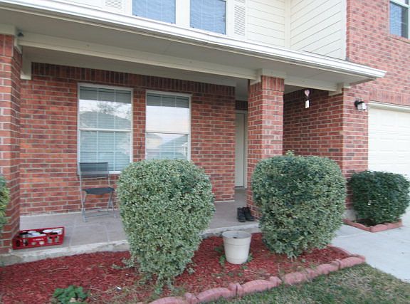 2nd image of 554 Roadrunner Ave