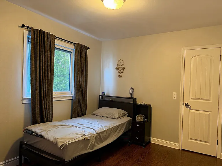400 Hanover Ave — Photo 4