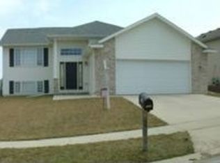 5304 Pinehurst Ln NW, Rochester, MN 55901