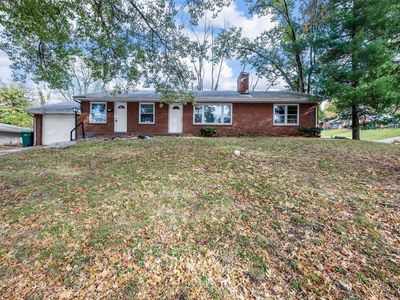 9472 Yorktown Dr, Saint Louis, MO, 63137