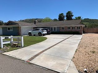 3575 Oak Cliff Dr, Fallbrook, CA 92028