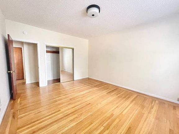 4th image of 1230 Hyde St #3