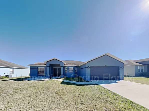 8163 Woodvine Cir, Lakeland, FL 33810