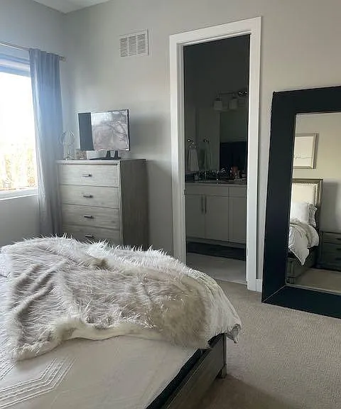 2347 Eliot St — Photo 13