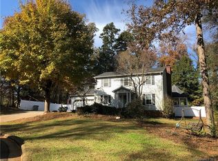 3918 Walnut Hill Ct, Gastonia, NC 28054