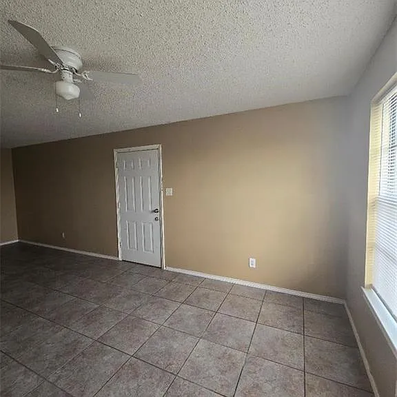 106 S Bryan Rd #13 — Photo 6