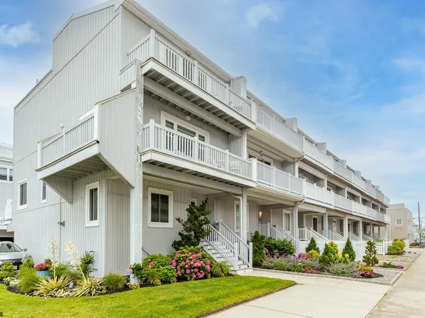 9619 Atlantic Ave, Margate, NJ 08402