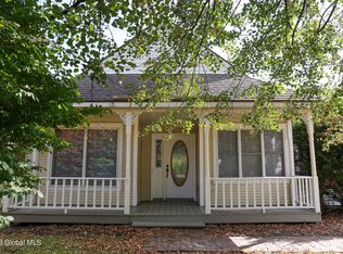 1 Kensington Pl, Albany, NY 12209