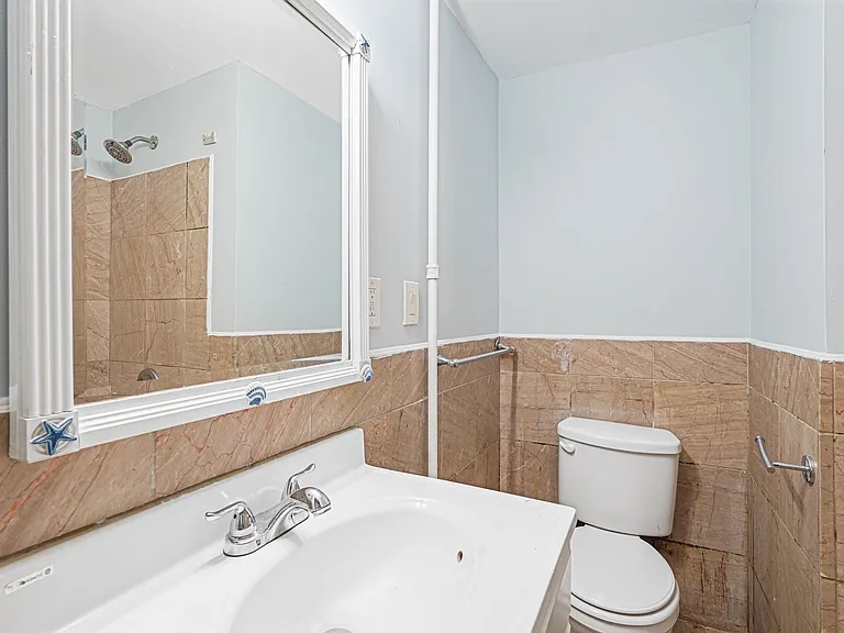 56 Devens St — Photo 21